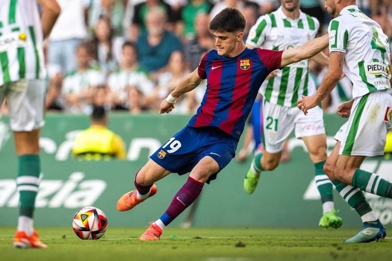 17218395742395-4041202743