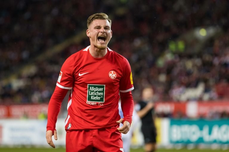 Marlon Ritter (1.FC Kaiserslautern), 1.FC Kaiserslautern vs Karlsruher SC, Fussball, 2. Bundesliga, 08.11.2022 1.FC Kais