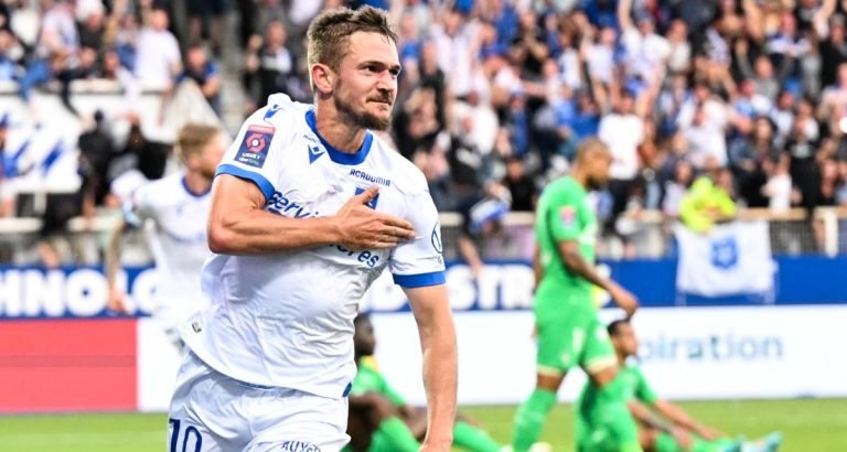 1200-L-asse-auxerre-furlan-garde-un-lger-espoir-l-infirmerie-des-verts-l-aide-y-croire-2590068730