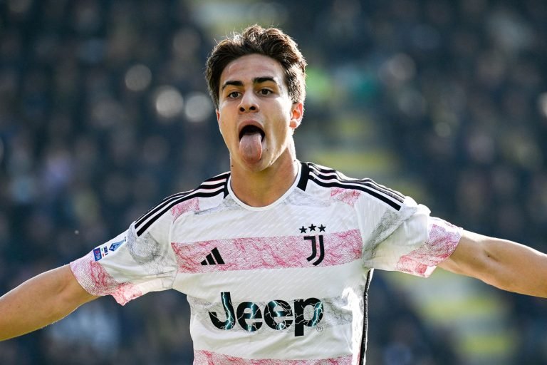 Kenan Yıldız Pronto a Fare la Differenza Dopo il Recupero dall’Infortunio nella Cruciale Partita contro il Parma della Juventus
