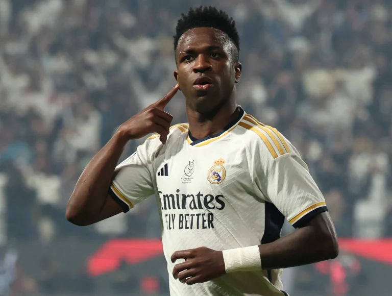 tecnico-do-real-madrid-ancelotti-fala-sobre-vini-jr-e-revela-conversas-com-jogador-1705771521-1492076636