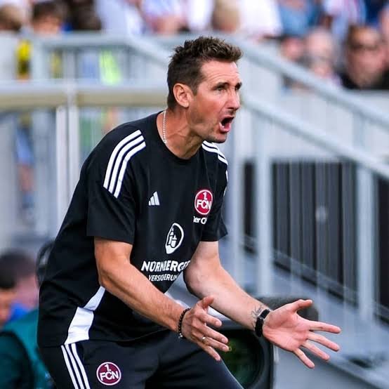 Miroslav Klose verlängert Vertrag beim 1. FC Nürnberg: „Werde alles tun für den Aufstieg in die Bundesliga“