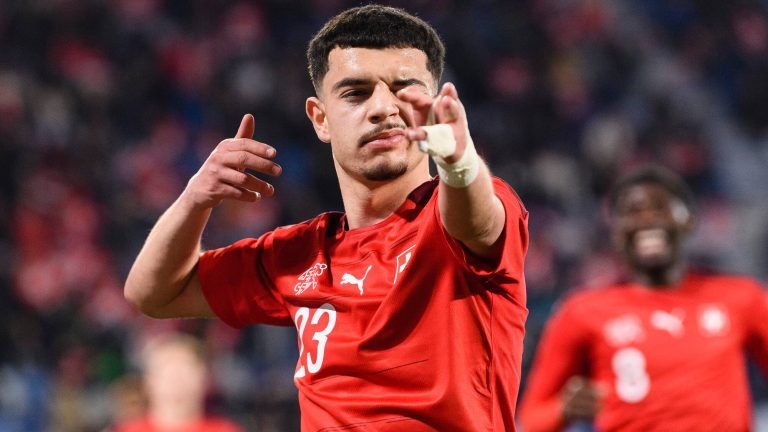 17908468-v0-13-fcb6-15-amdouni4-1239499372-175958008