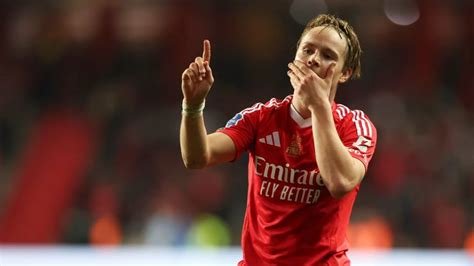 🔥 Feyenoord op weg naar een meesterzet: Andreas Schjelderup bereikt akkoord met Rotterdamse topclub